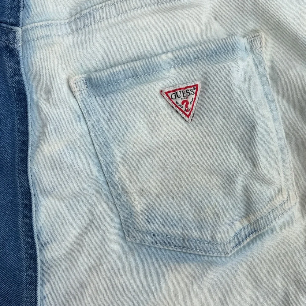 Guess jeans Two-Tone Denim Women Shorts size 28 - Picture 3 of 6